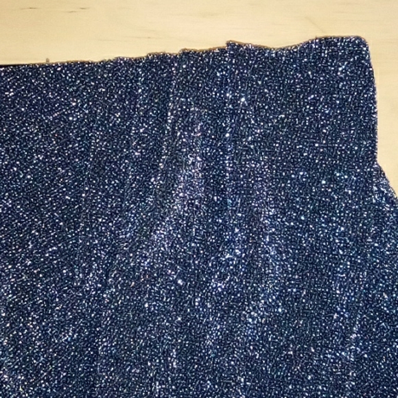 Skirt - Picture 3 of 5